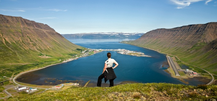 CRUCEROS ISLANDIA ISAFJORDUR FIORDOS ISLANDIA CRUCEROS EXPLORACION NORTE DE EUROPA ISLANDIA